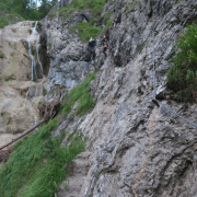 Flanqueo con subida - Vía Ferrata Hausbachfall Klettersteig - RocJumper