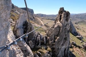 Tirolina Tramo 2 - Vía Ferrata Cueva de Horá - Loja - RocJumper